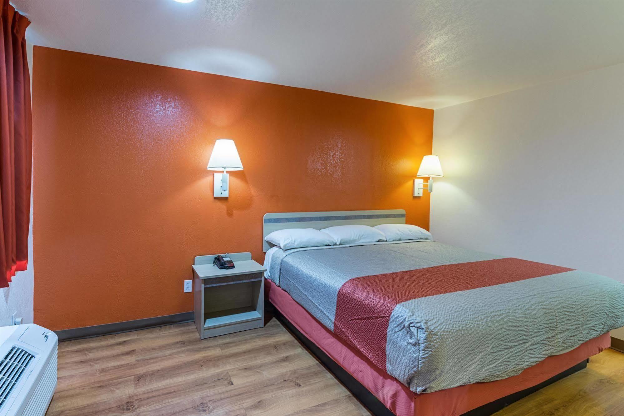 Motel 6-Lancaster, Tx - Desoto - Ланкастер Екстер'єр фото